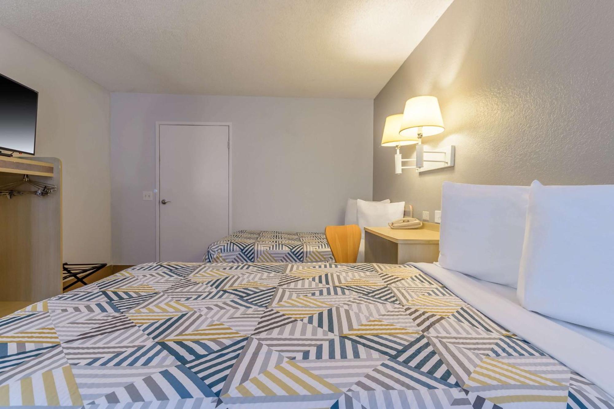 Motel 6 Hayward, CA- East Bay Exterior foto