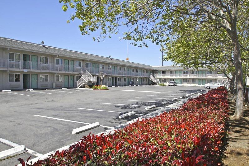 Motel 6 Hayward, CA- East Bay Exterior foto